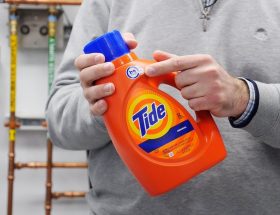 Que son los detergentes HE y en qué benifica a nuestra ropa