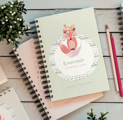 cuaderno personalizado con nombre y año